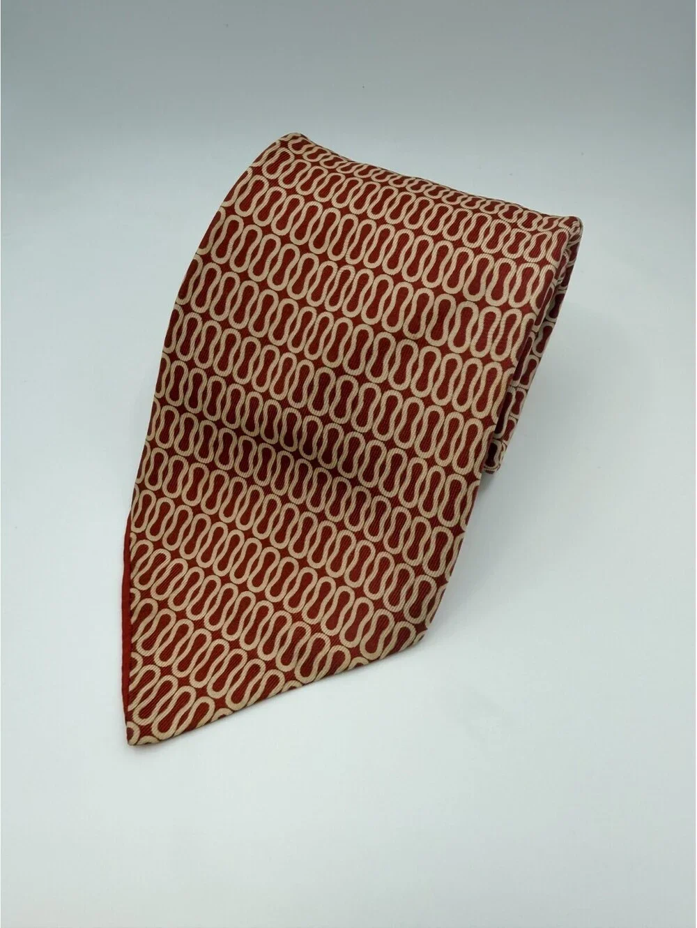 Fiorio Milano All Silk Hand Printed Necktie Red Cream Chain‎ Link Made in Italy